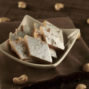 kaju katli(காஜு கட்ட்லி)